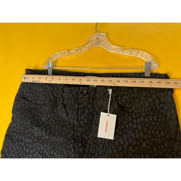Good American Good Legs Crop Leopard Jeans Womens 24 Black Printed High Rise NWT - Picture 6 of 10